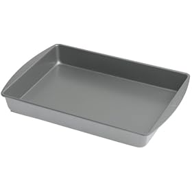 Chicago Metallic Duncan Hines Large Roast Pan by Chicago Metallic