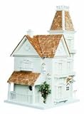 Manor Birdhouse