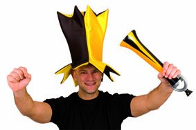 Imagen 1 de Black and yellow supporter hat (gorro/ sombrero)