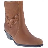 Clarks Ladies Go Tan Boots by var goTwisterProductImageStrings = new Object();goTwisterProductImageStrings['prodImageNotAvailTextNoColor'] = 