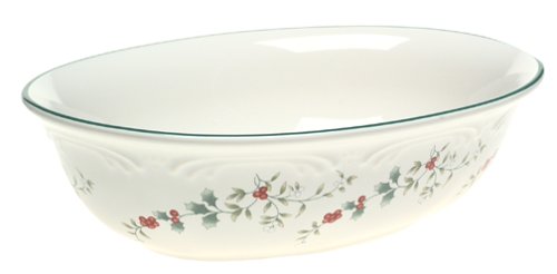 Pfaltzgraff Winterberry Oval Vegetable Bowl