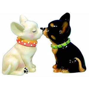 Kissing Chihuahua Dogs Salt and Pepper Shakers
