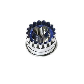 Kaiser Bakeware Linzer Fluted Heart Cookie Cutter, Tinned Steel