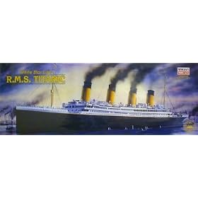 1 350 RMS Titanic by Minicraft Models