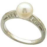 14K White Gold Cultured White Pearl Ring