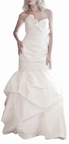 Strapless Fit and Flare Gown Sweetheart Formal Wedding Dress (4) Strapless Fit and Flare Gown Sweetheart Formal Wedding Dress (4)