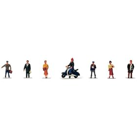 Hornby R560 City 00 Gauge People Accessory