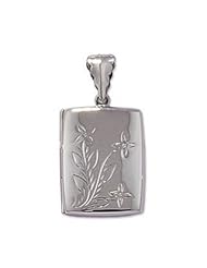 Sterling Silver Square Style Locket with 18 inch chain - 26mm x 20mm.