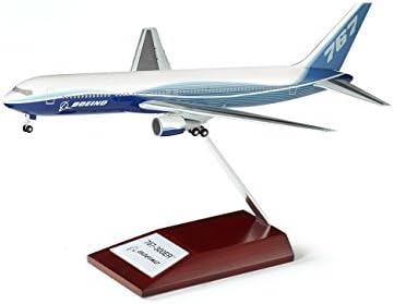 767-300ER Plastic Snap Model With Wood Stand