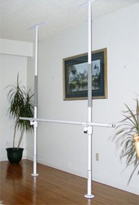 1 Horizontal Rail (100“ ) with 2 Clamps and 2 SuperPole