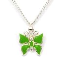 Pendentif en Argent Plaqué et Email Vert en Forme de Papillon sur une Chaîne de 40cm Présenté par La Olivia Collection