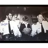 Kareem Abdul-Jabbar Signed Airplane 16x20 Photograph