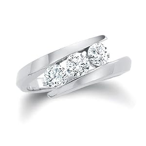 14K White Gold 3 Stone Channel Set Round Diamond Engagement Ring (1/4 cttw, H-I, SI) - Size 6