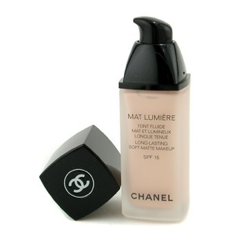 CHANEL Long-Lasting Soft Matte Makeup, 02 