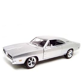 1969 Dodge Charger Classics Silver Diecast Model 1:18 Die Cast Car