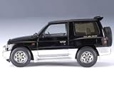 Review AutoArt  / Die-cast Model Mitsubishi Shogun (Pajero) (1:18 scale in Black)
