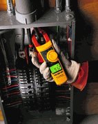 Tools: Fluke 337A 1000 AMP True RMS AC/DC Digital Clamp Meter with Backlight