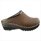 Women's Monet in Cocoa Nubuck Color: Black, Size: 8