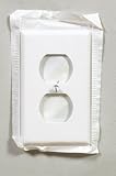 Leviton 020-88003-000 1 Gang Wallplate, Duplex Receptacle, White