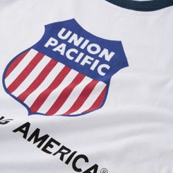 Cover image : LICENSED PRODUCT UNION PACIFIC ラグランT