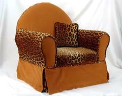 Wooden Framed Dog Chair with Leopard Print and Tan Trim (Medium)