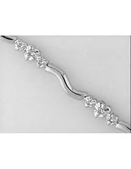 14K White Gold Diamond Heart Bracelet