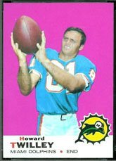 1969 Topps Regular (Football) Card# 28 Howard Twilley of the Miami Dolphins Ex Condition