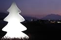 Lumenio Weihnachtsbaum IceWhite maxi (von innen beleuchteter Allwetter Christbaum) für Drinnen und Draussen - Das Original!