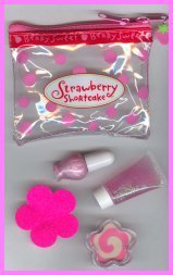 Strawberry Shortcake Beauty Tote