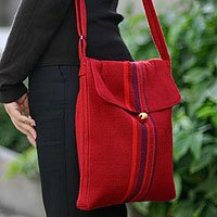 Alpaca wool shoulder bag Cool Cranberry