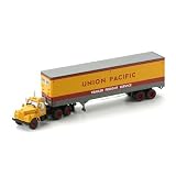 HO RTR Mack B Tractor w/40' Trailer, UP