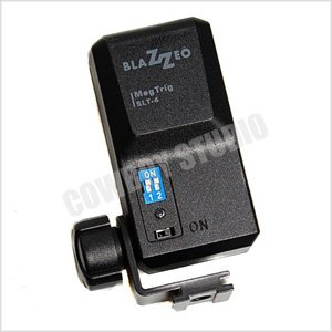 CowboyStudio PT-04 4 Channel Wireless Hot Shoe Flash Receiver for Canon EOS, Nikon, Olympus & Pentax Flashes