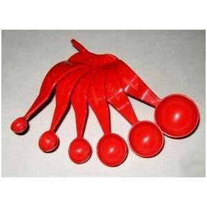 Tupperware Baking Measuring Spoons in Chili Red (set of 6 with detachable ring) by