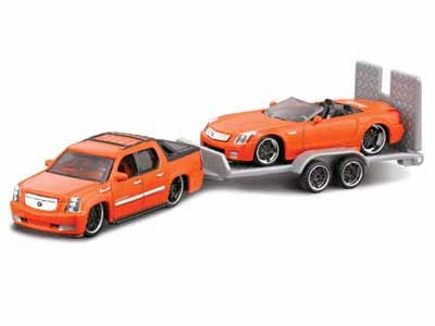 Elite Transport 1/64 2007 Cadillac Escalade EXT / Cadillac XLR