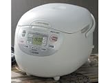 Zojirushi NS-JCC18 Neuro Fuzzy 10-Cup Rice Cooker & Warmer