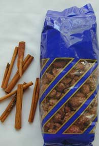 Childrens Toyshop  Gourmet Food : Cinnamon Flavored Roasted Nuts, Almonds - 1 lb.