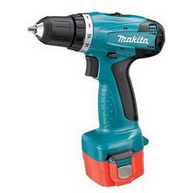 Makita 6271DWPE 12-Volt Cordless 3/8-Inch Driver/Drill Kit