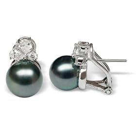 18K white gold Phallaina Black Tahitian cultured pearl and diamond earring by American Pearl