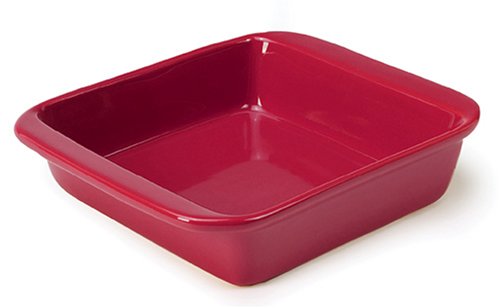Chantal 2-Quart Square Baker Glossy Red
