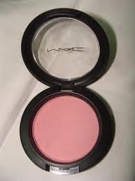 MAC Powder Blush -- Well Dressed (Boxed) 6g/.21oz