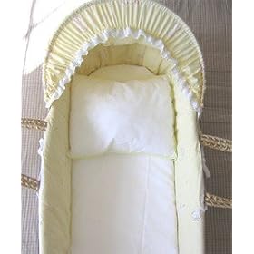 Lilla Kuddis Baby Pillow for Moses Basket/ Crib/ Buggy. Proven to prevent and treat flat head syndrome/ Plagiocephaly.