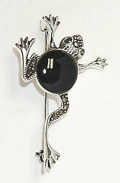 Sterling Silver Marcasite Black Onyx FROG Pin Brooch