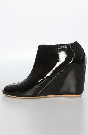 80%20 The Penny Buckle Open Wedge in Black,Shoes for Women from 80%20