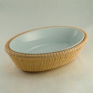 Casserole Dish for Any Kind of Casseroles Porcelain Liner w Nantucket Basket Holder