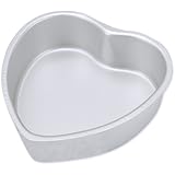 Wilton Decorative Preferred 6-Inch Heart Pan
