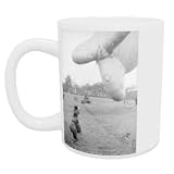 W.A.A.F's manning the Balloon Barrage - Mug - Standard Size