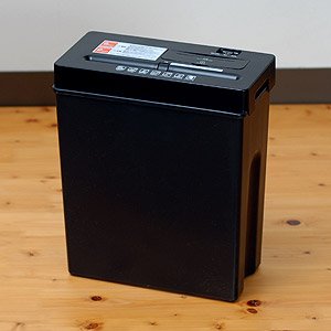 電動 シュレッダー クロスカット 家庭用 ペーパー CD DVD クレジットカード 対応 デスクサイドシュレッダー ブラック  400-PSD003BK