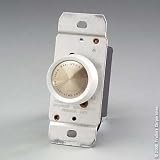 Leviton #L12-06681-00W Rotary dimmer 600-watt capacity