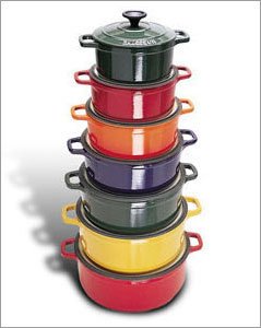 World Cuisine Green Round Enamel Cast-Iron Dutch Oven, 6.75 Qts. [World Cuisine]