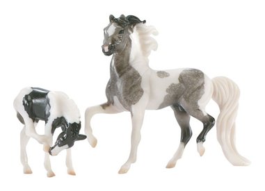 Childrens Toyshop  Toys : Horse and Foal Set